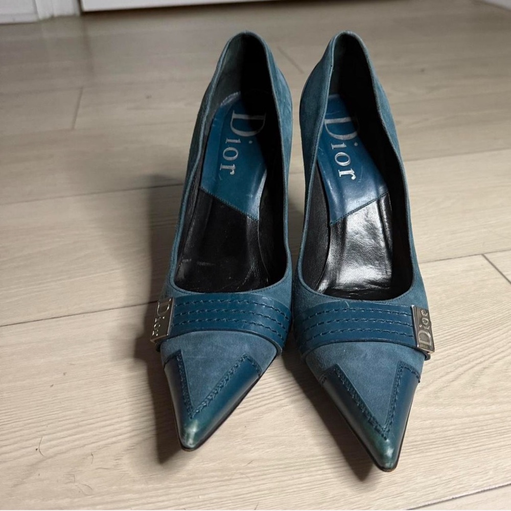 VINTAGE CHRISTIAN DIOR HEELS